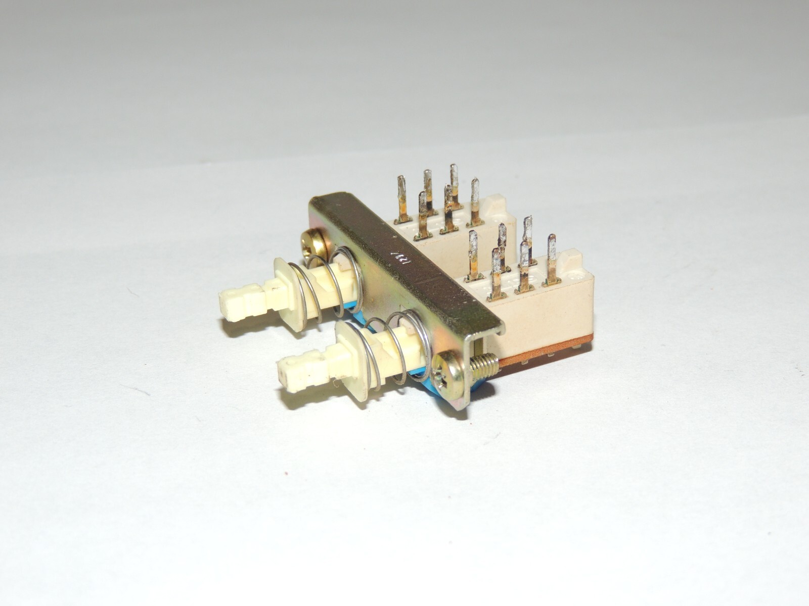 Marantz PM 750 DC Speaker Push Switch SPO2020520