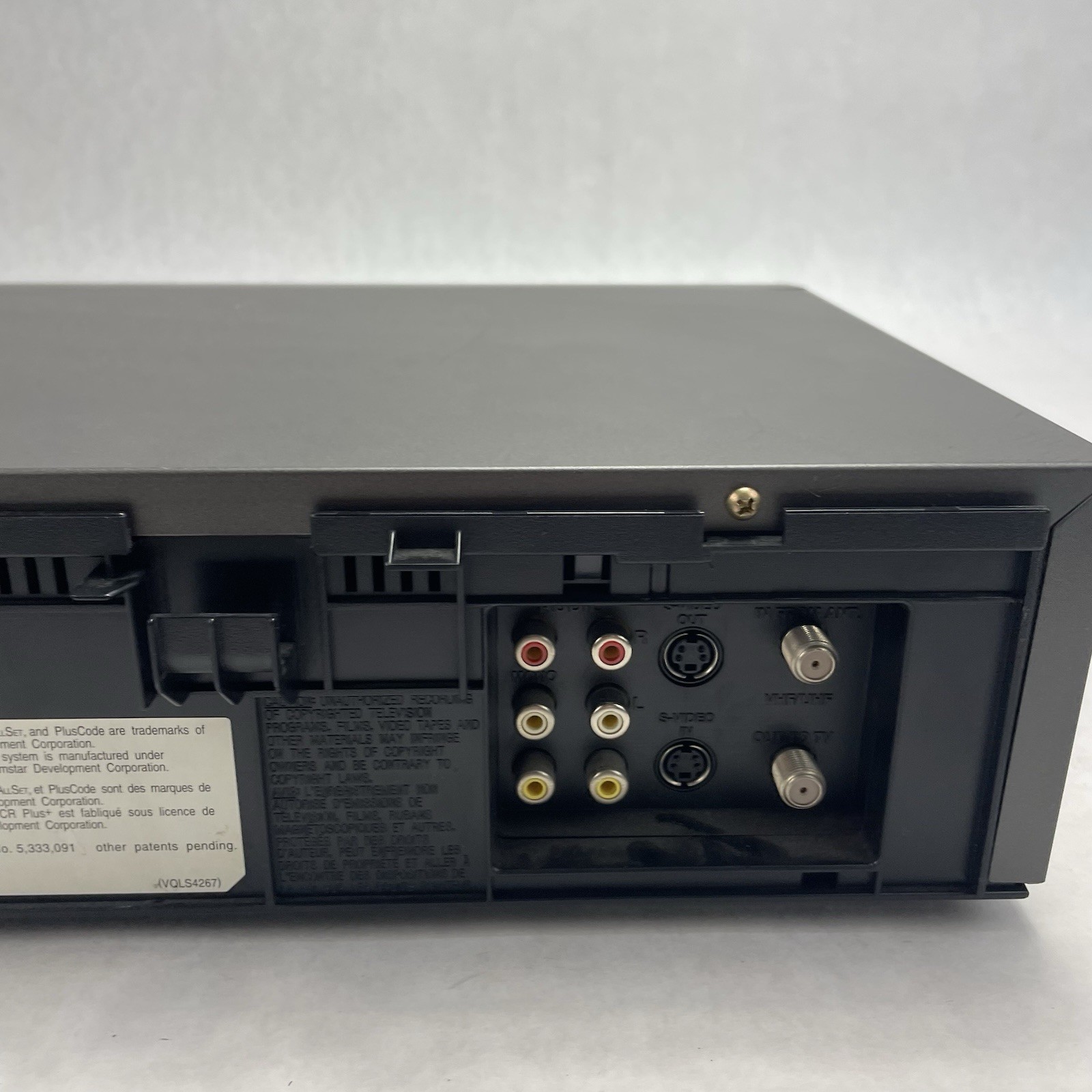 Panasonic Blue Line PV-VS4820 Omnivision Missing Faceplate Tested Working
