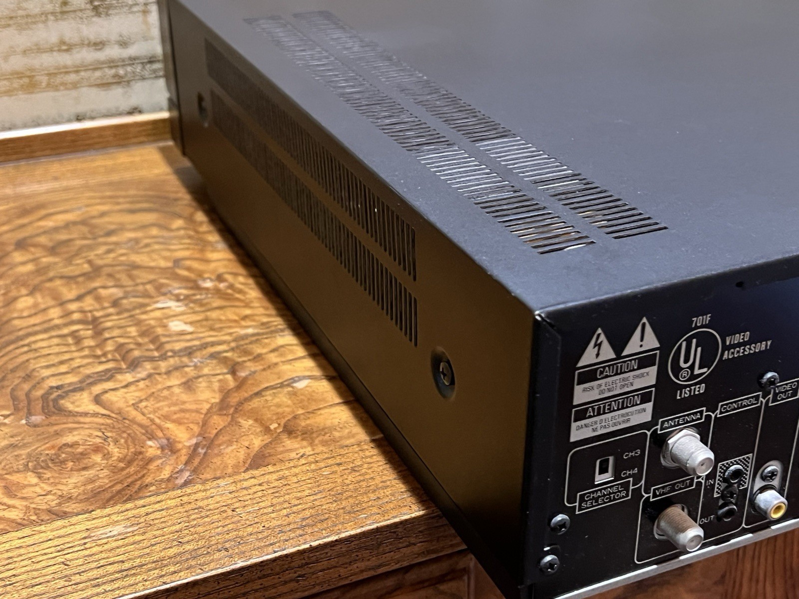 Pioneer CLD-1030 Vintage LaserDisc CD CDV Player Tested Super Clean No Remote
