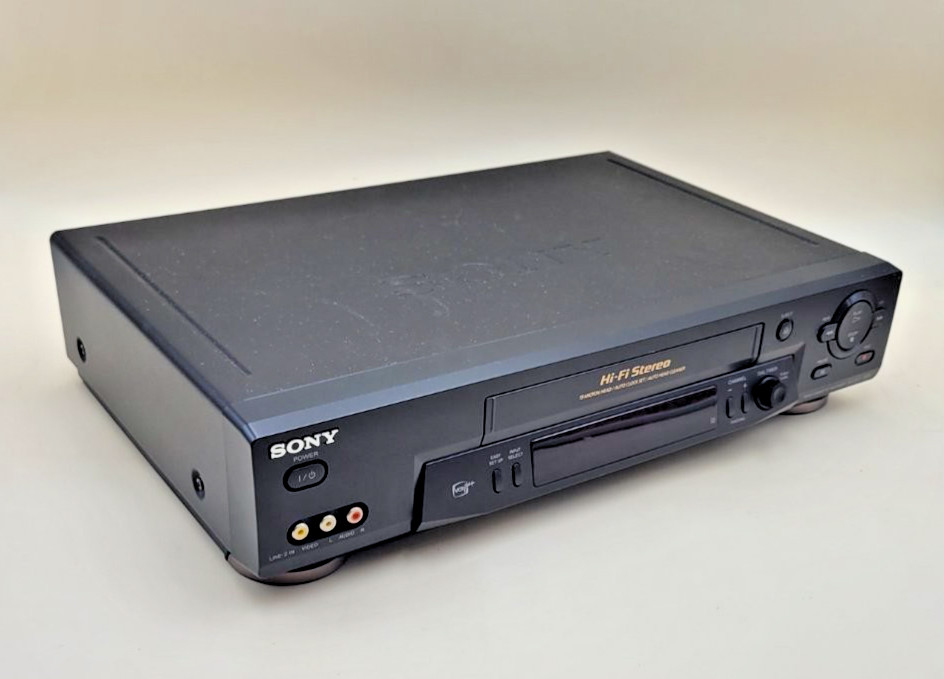 VTG Sony SLV-N71 Video Cassette Recorder Black Plastic Auto Head Cleaner