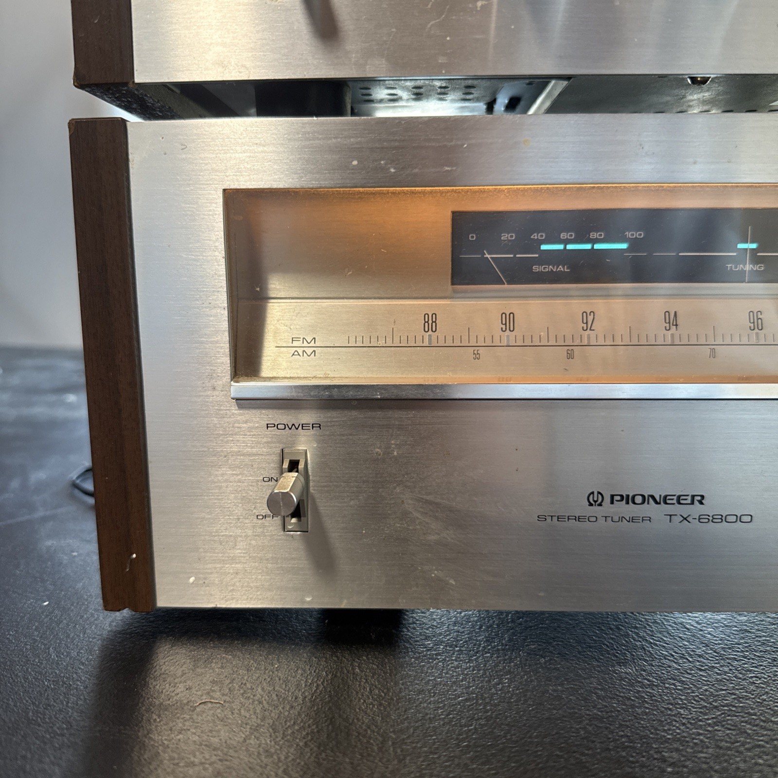 Pioneer SA-6800 Stereo Integrated Amplifier TX6800 TUNER