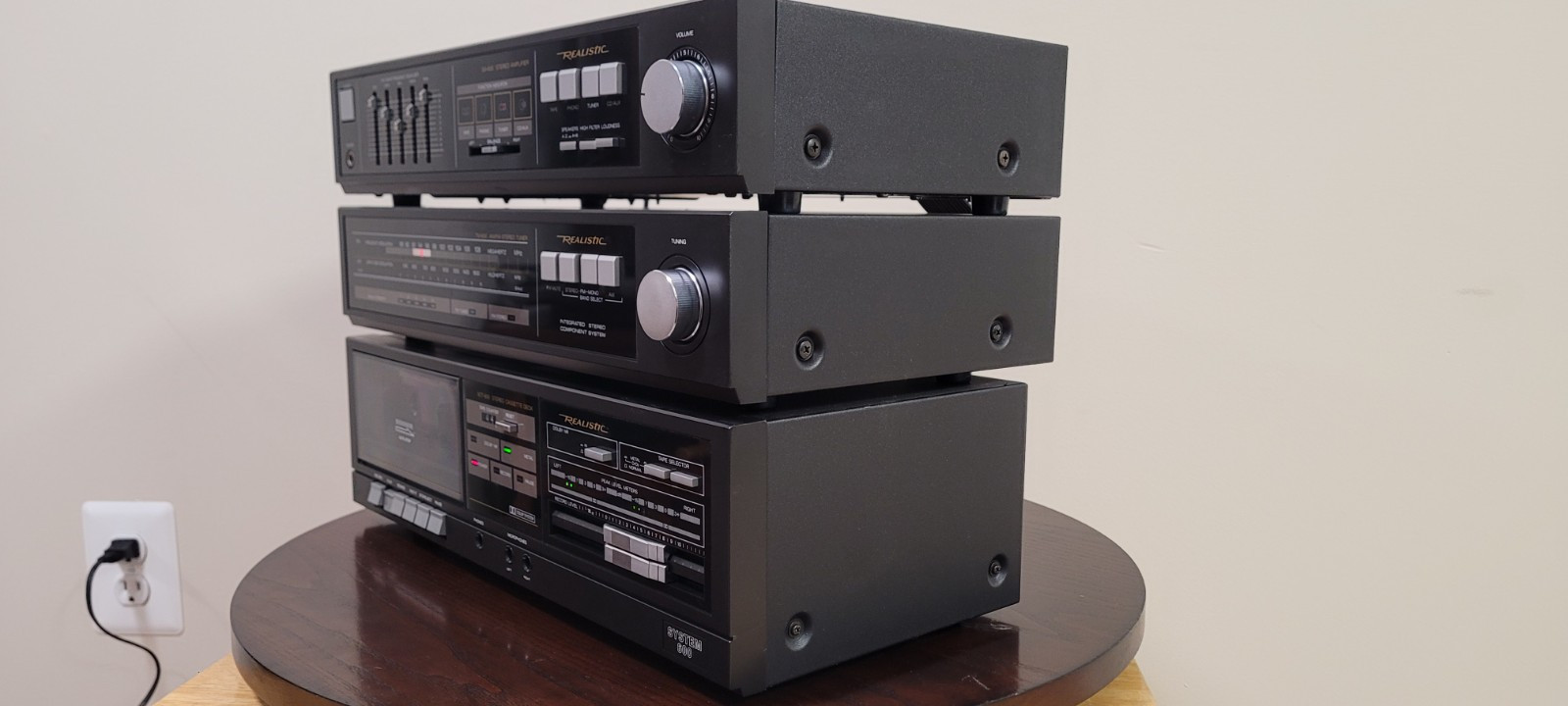 Realistic Stereo System 600 Amplifier, Tuner, Cassette Deck. Tested, Works – EXC