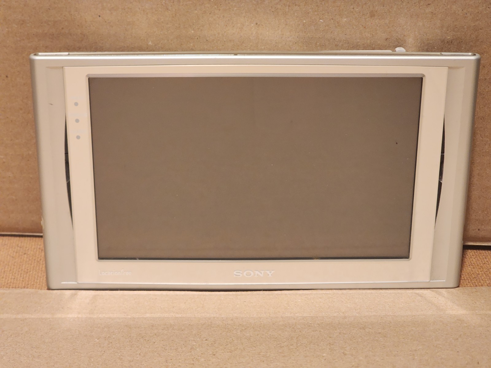 Sony LocationFree TV LF-X5M 7″ Streaming Monitor w/Sony Battery BP-LX5A Untested
