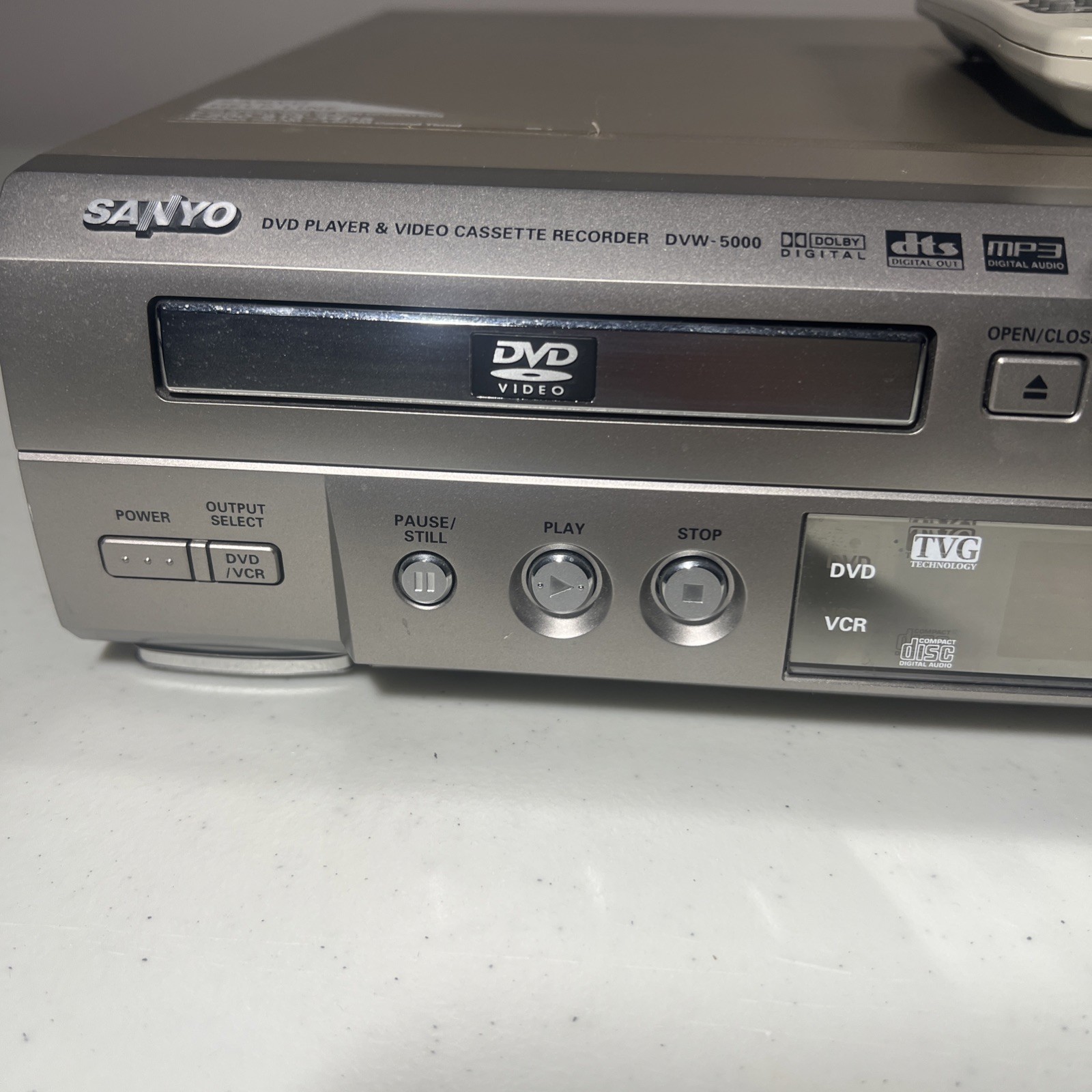 Sanyo DVW-5000 VCR DVD Player Combo with Remote Unit Tested and Working