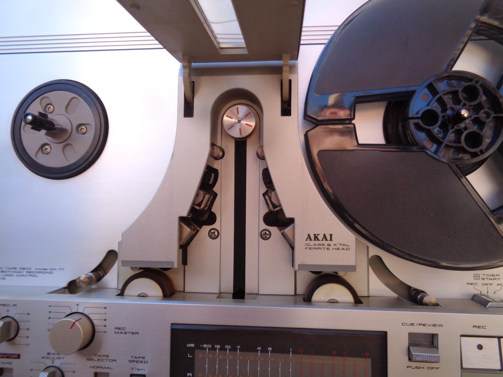 AKAI GX-77 REEL TO REEL TAPE RECORDER FOR PARTS OR REPAIR MIJ