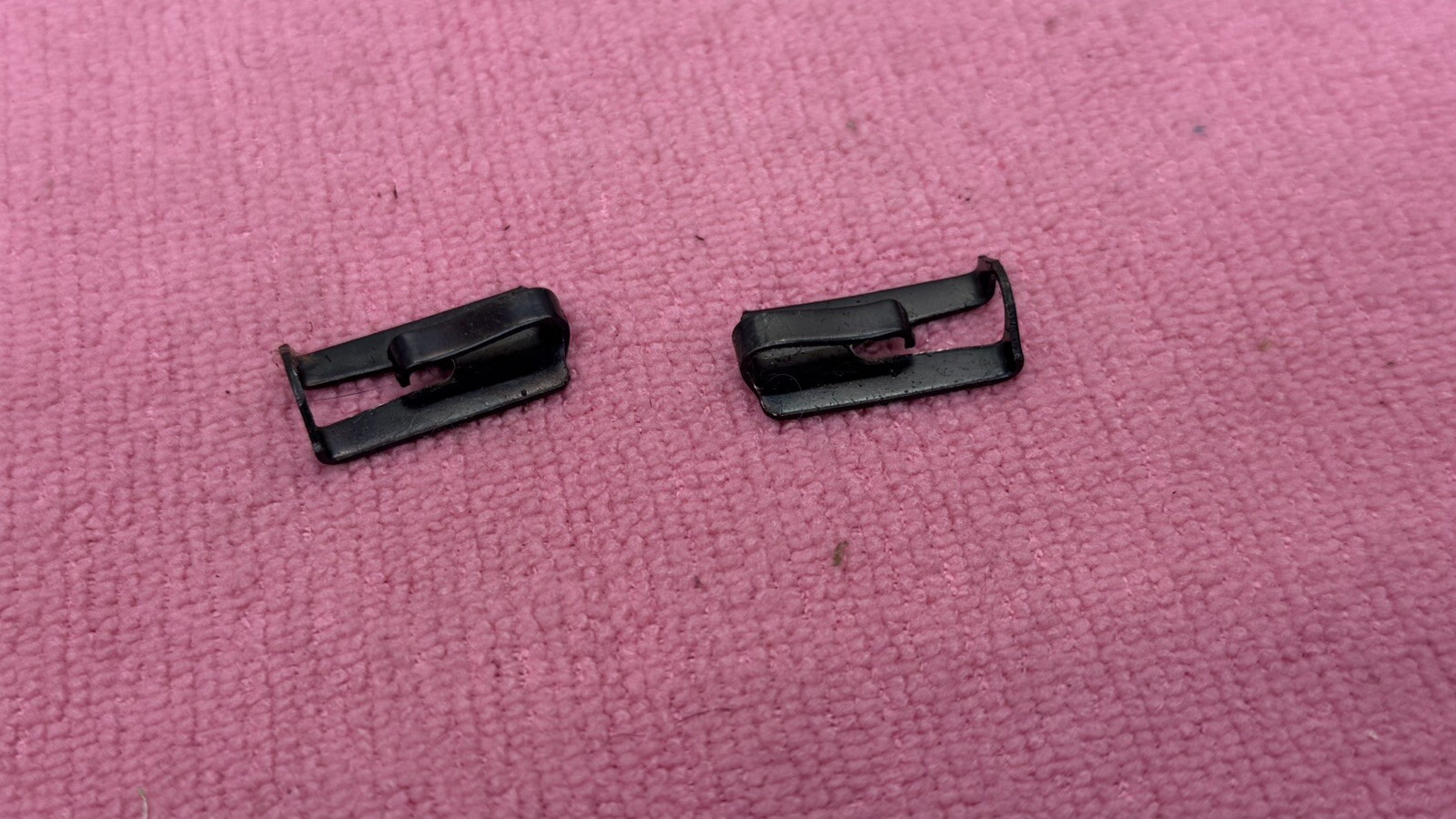 OEM RETAINING CLIPS 4 BSR C165 Other BSR Realistic Turntables 🔥