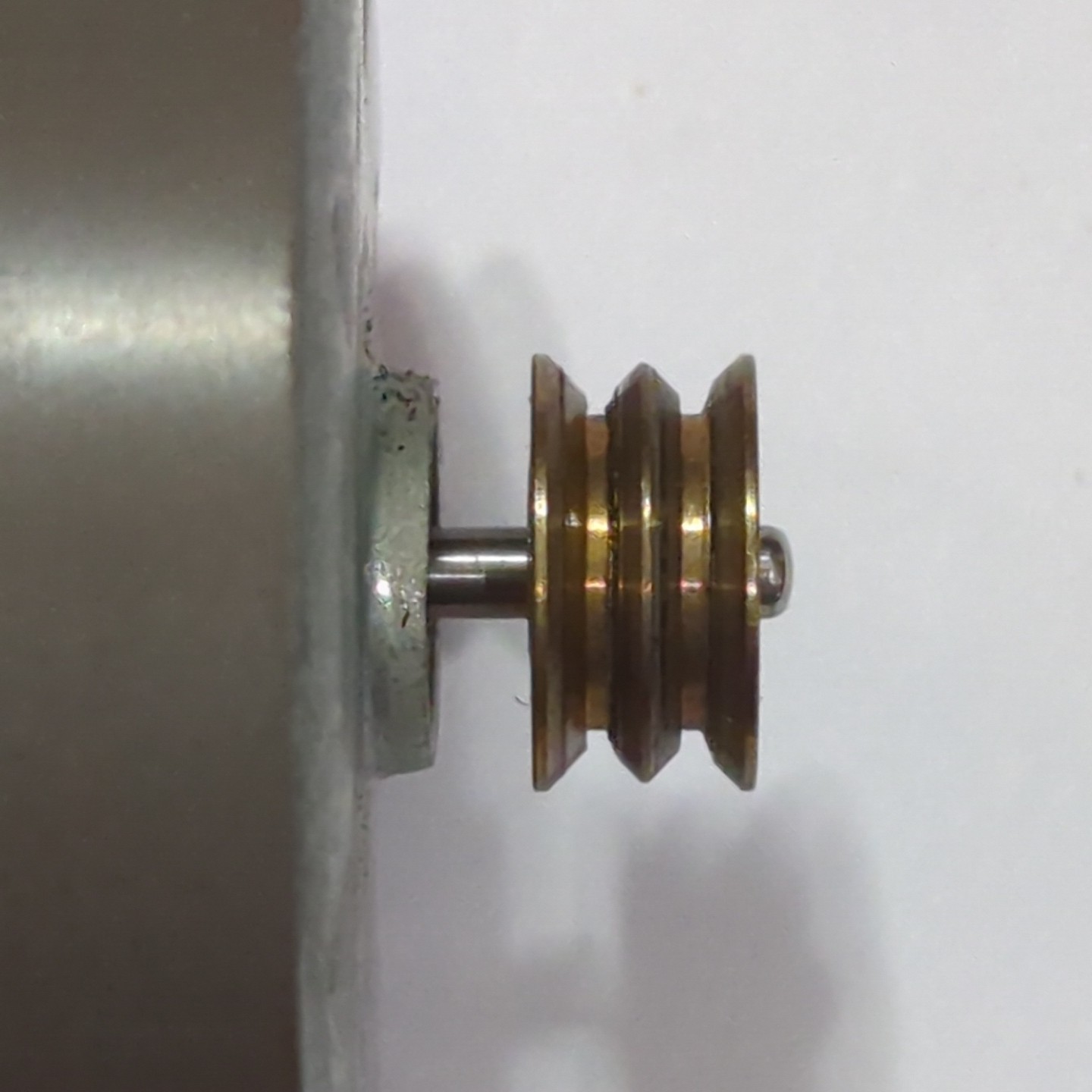 Philips Magnavox D8300 Boombox Parts Motor MMI-6H2RWDA Tested