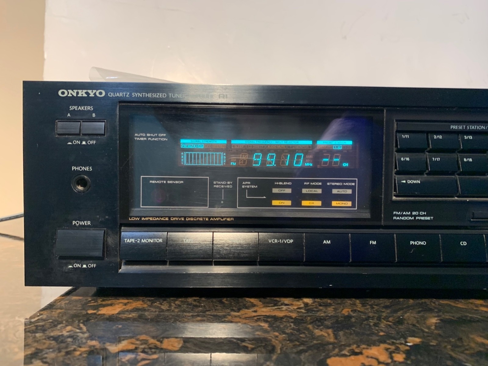 Onkyo TX-850 Quartz Synthesized Tuner Amplifier with Remote and Manual