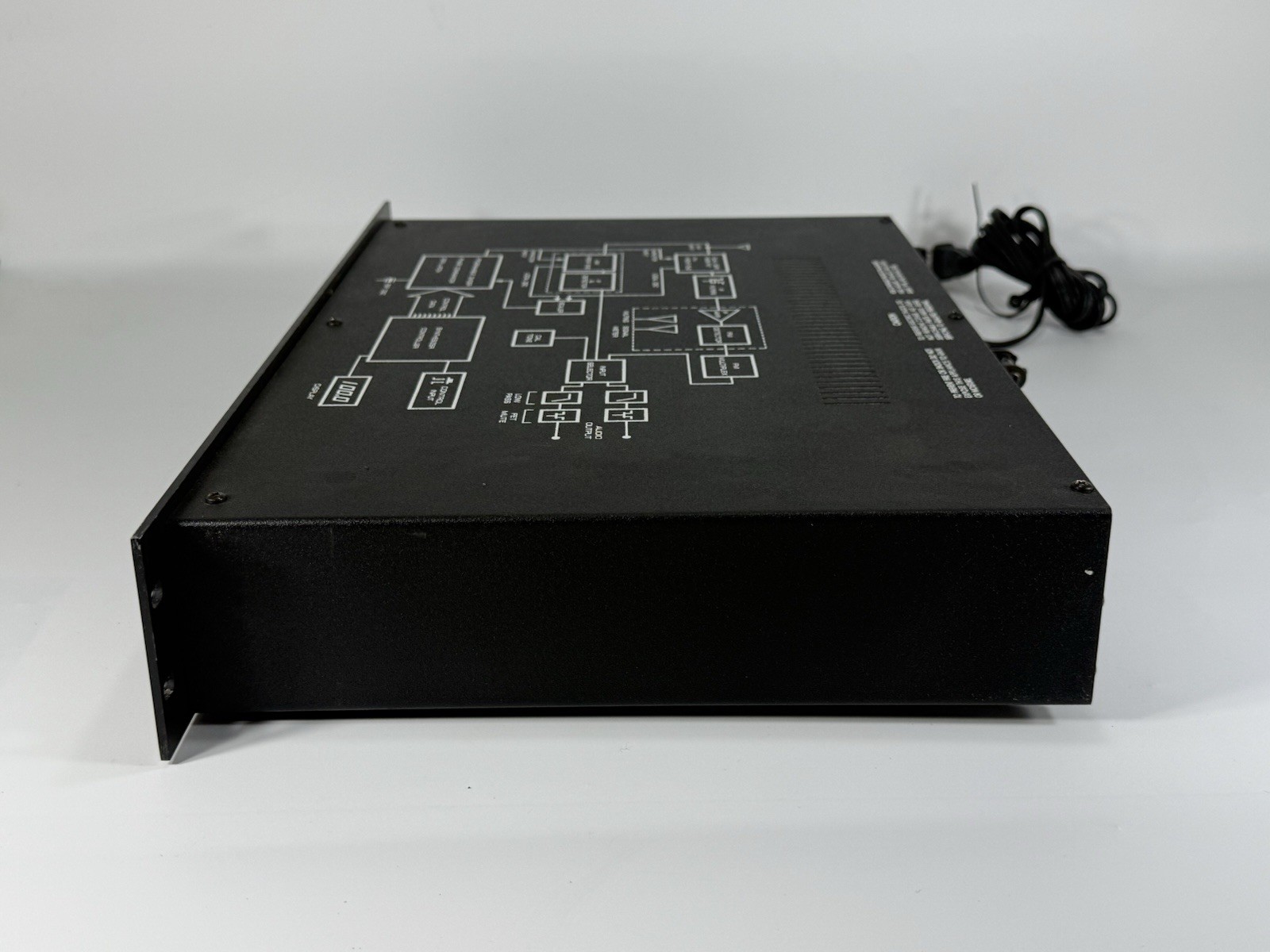 Adcom GFT-1 Quartz Referenced Digital AM/FM Stereo Tuner – WORKING