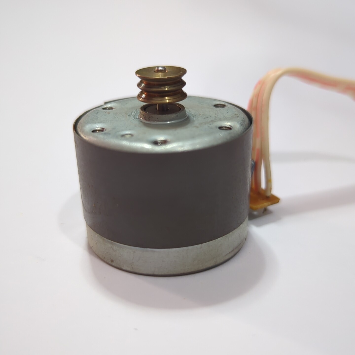 Philips Magnavox D8300 Boombox Parts Motor MMI-6H2RWDA Tested