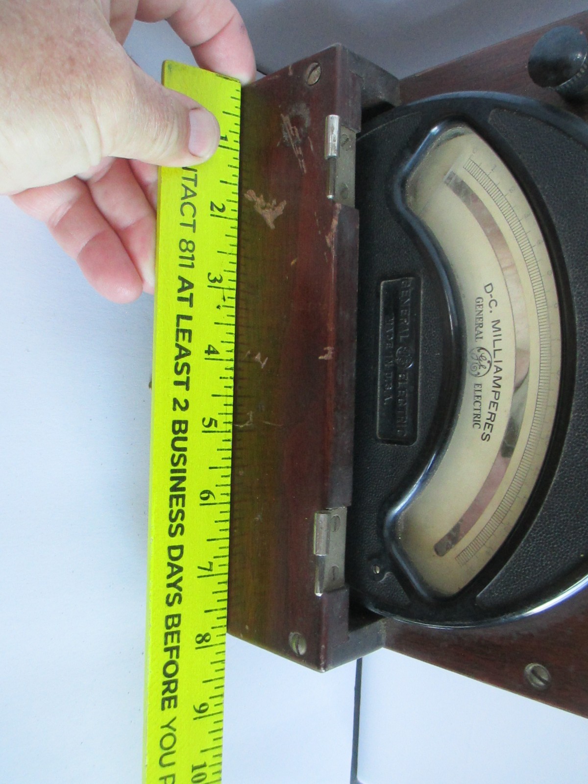 1950’s D-C. Milliamperes by General Electric Type DP2 Model 8DP2AEK7 C103