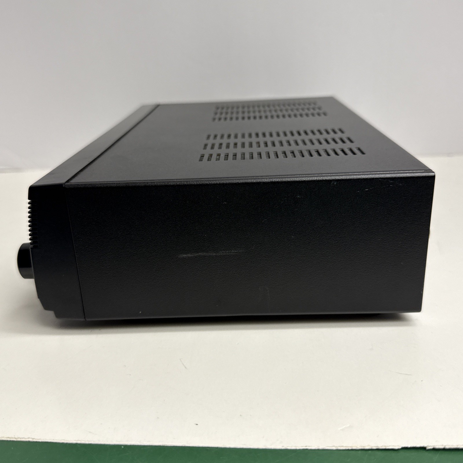 RadioShack Optimus 31-1979 STA-20 Phono AM/FM Stereo Receiver Tested & Working