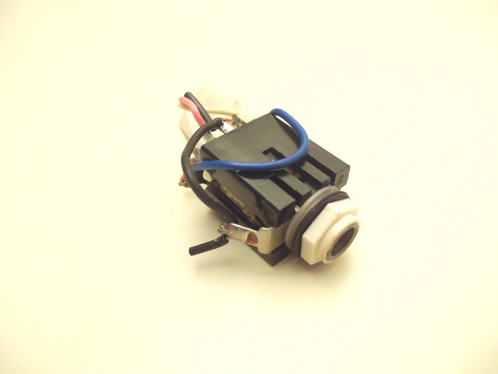 PIONEER SX-525 RECEIVER PARTS – jack – mic (insulated)