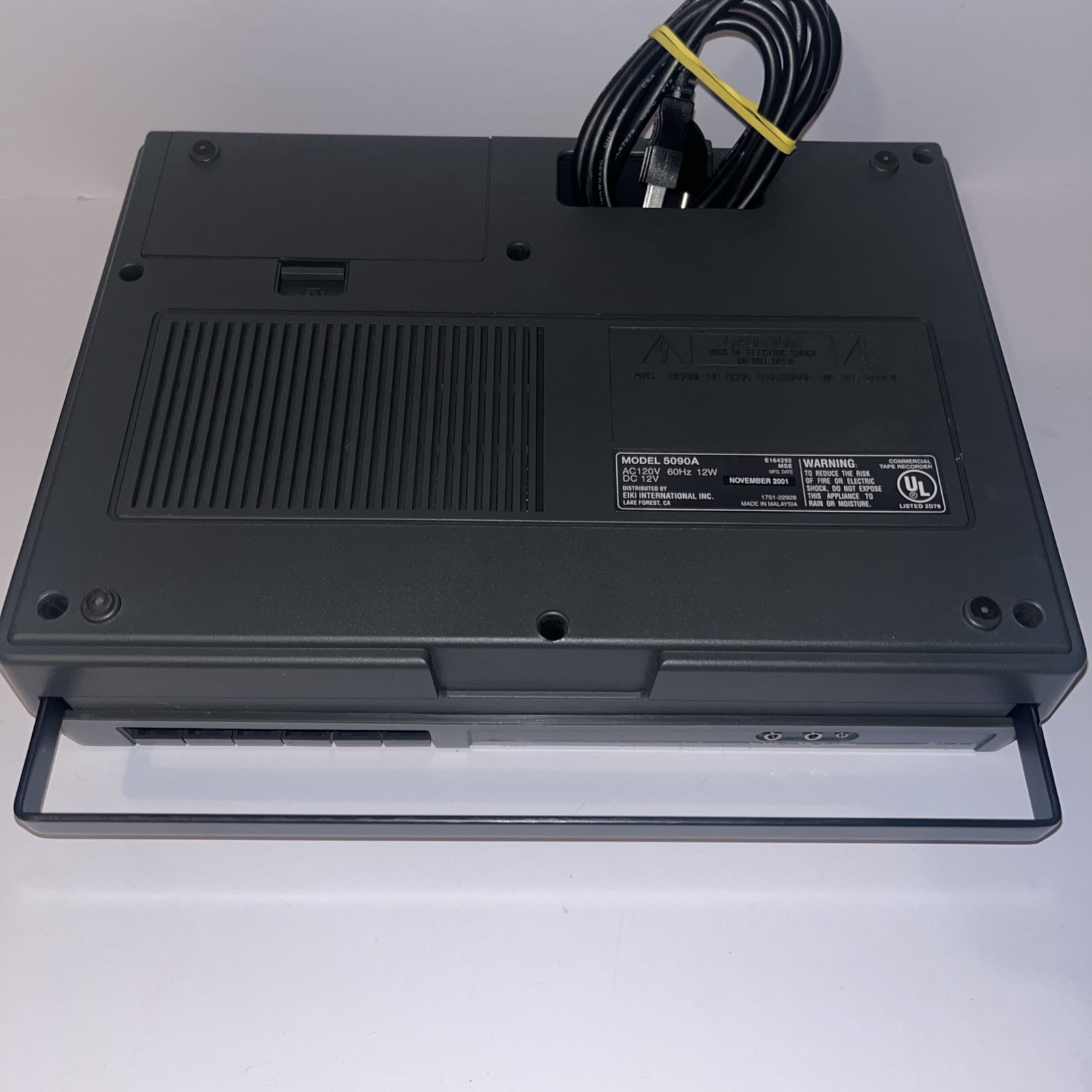 EIKI 5090A Cassette Tape Recorder Portable