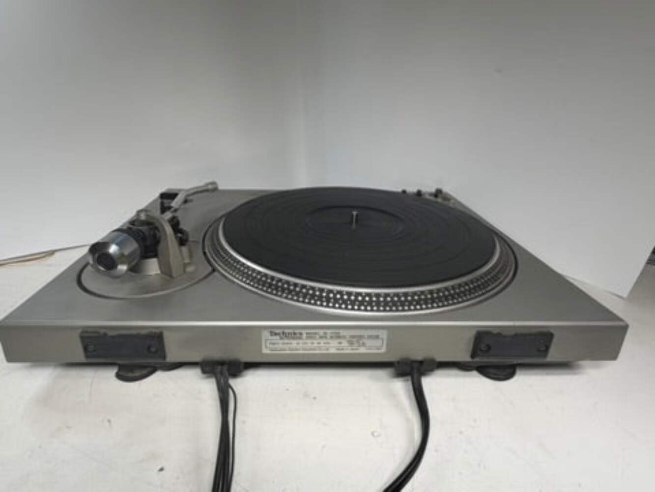 Technics SL-1700 Direct Drive Turntable Tested Working No Dust Cover – DeoxIT Se