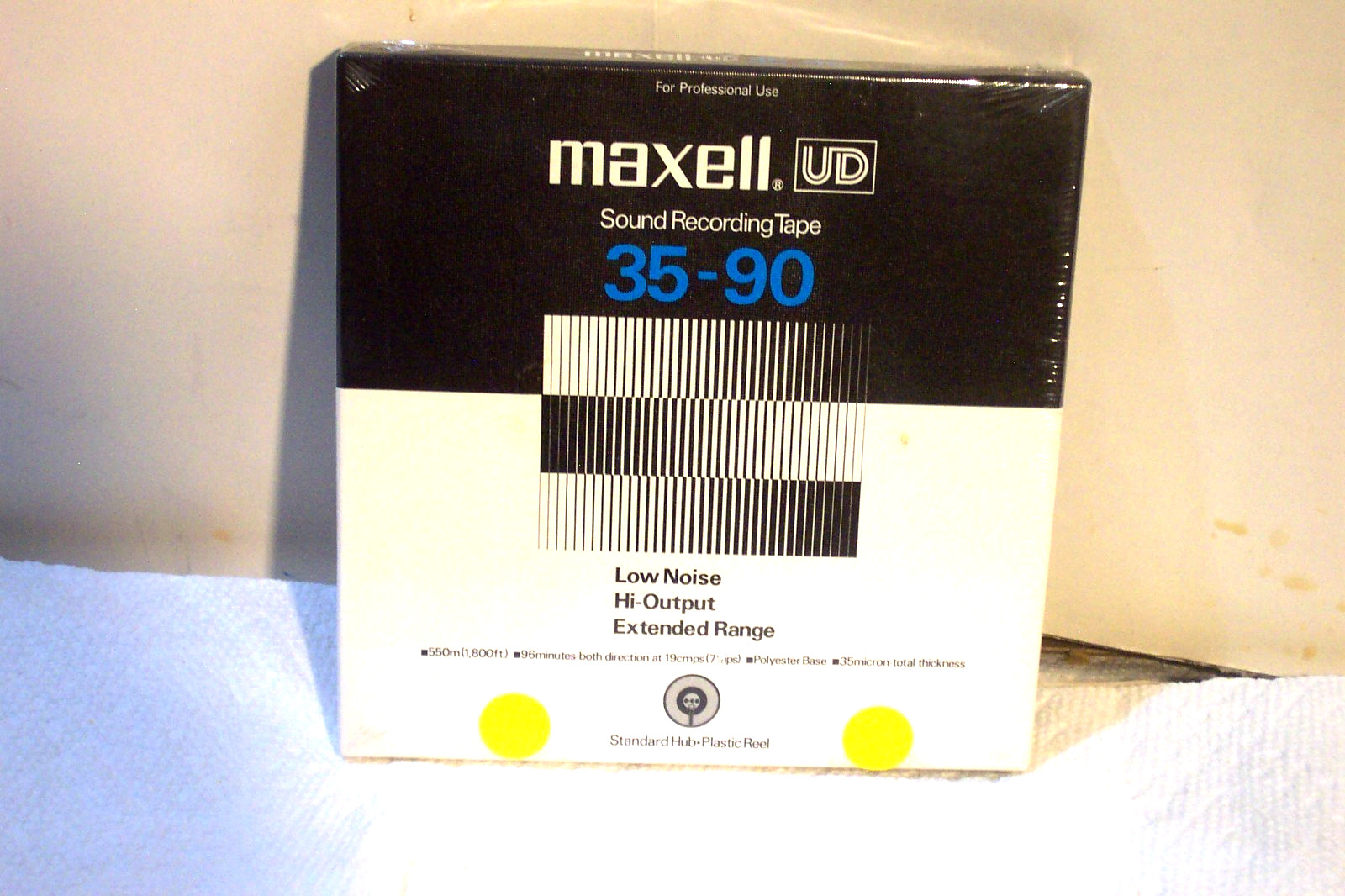 MAXELL UD 35-90 7″ SOUND RECORDING TAPE REEL TO REEL 1800′ FT. – SEALED NOS