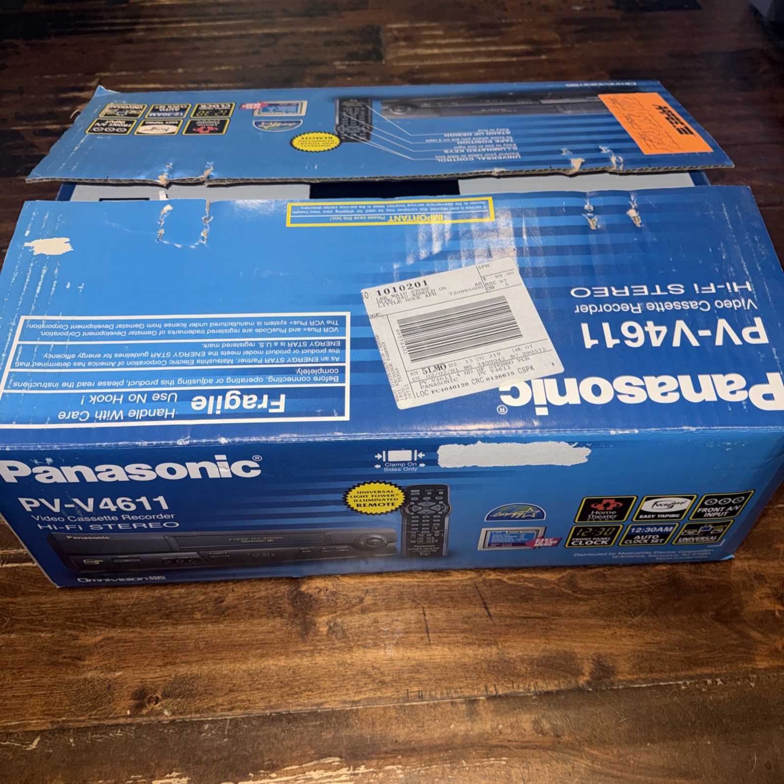 PANASONIC PV-V4611 4-Head Hi-Fi Stereo VCR VHS Player Blue Line No Remote w/Box