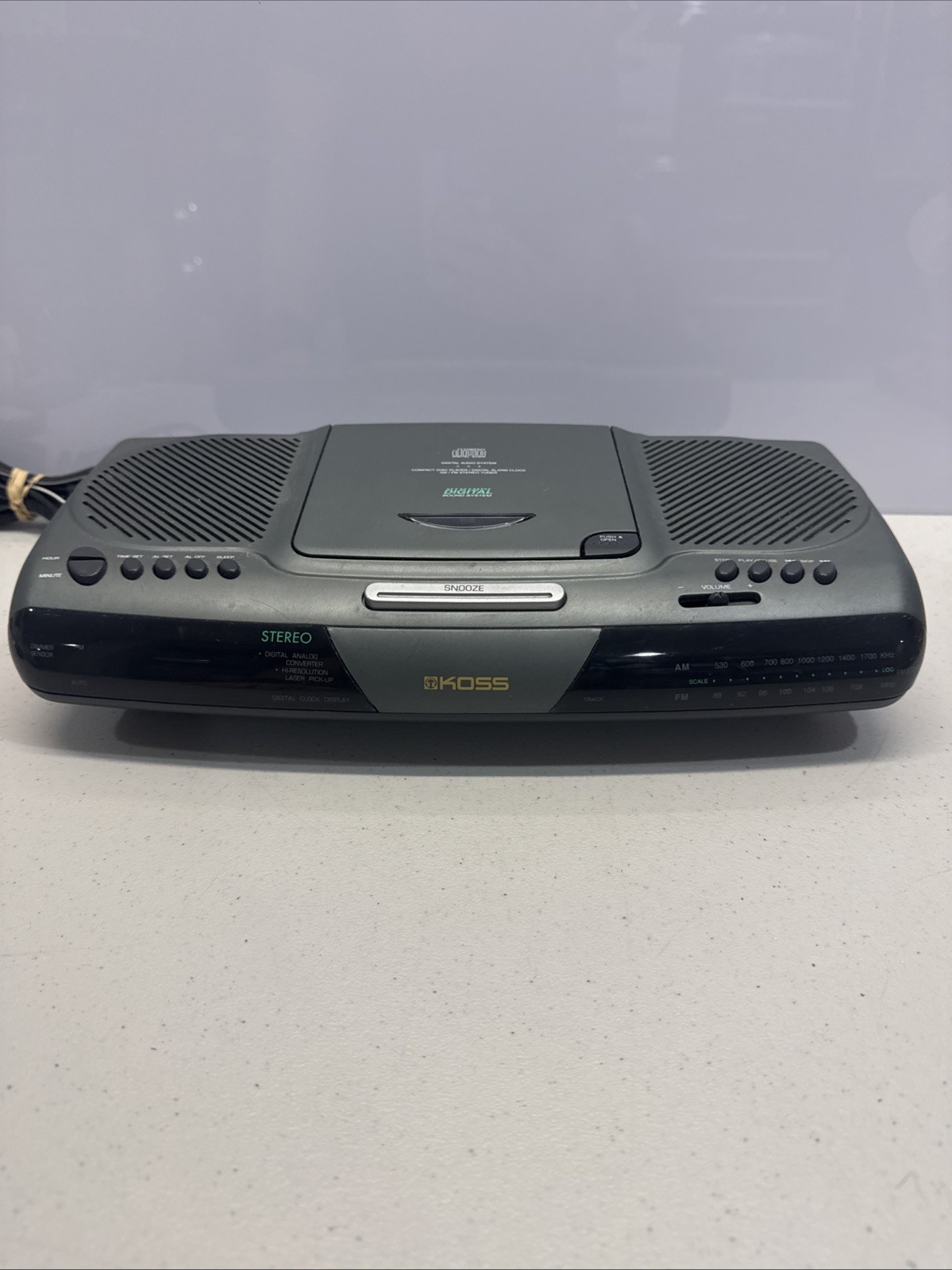 Vintage Koss CL1148SL Stereo CD Player AM FM Clock Radio , Works Great