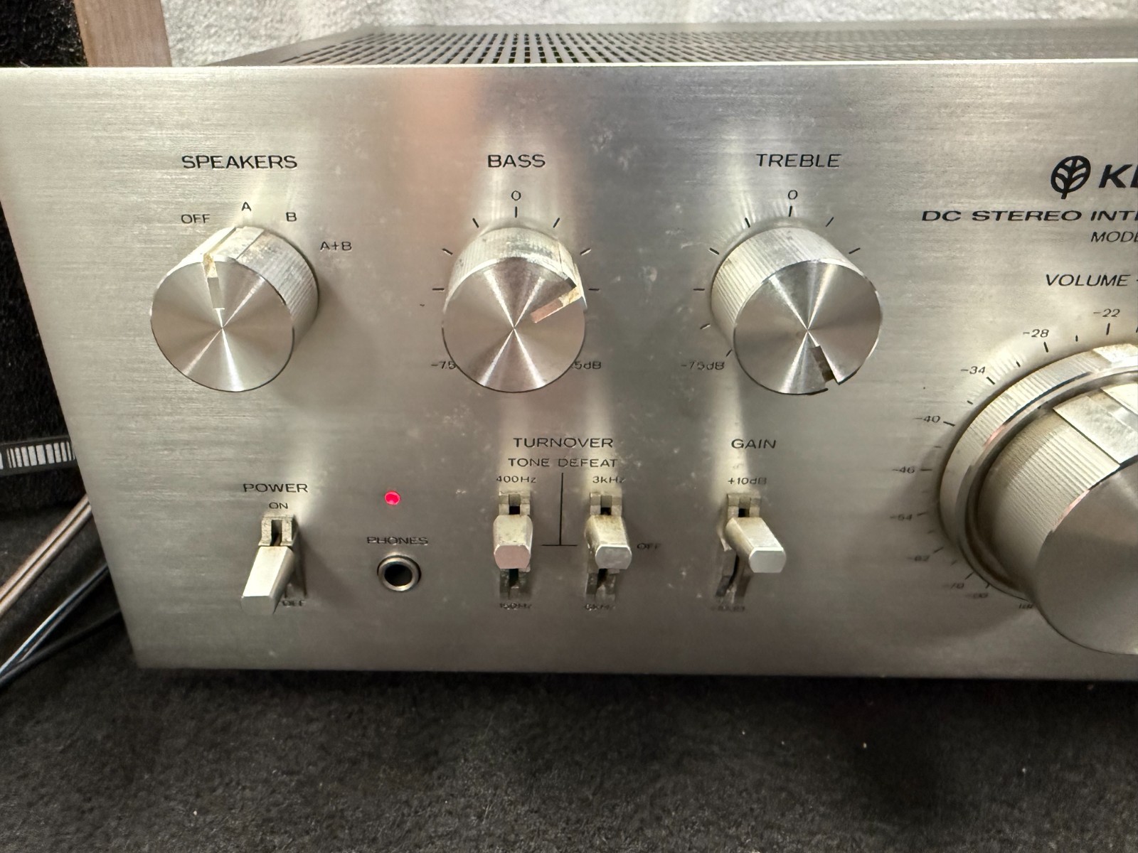 VINTAGE KENWOOD DC STEREO INTEGRATED AMPLIFIER MODEL KA-8100 CLEAN
