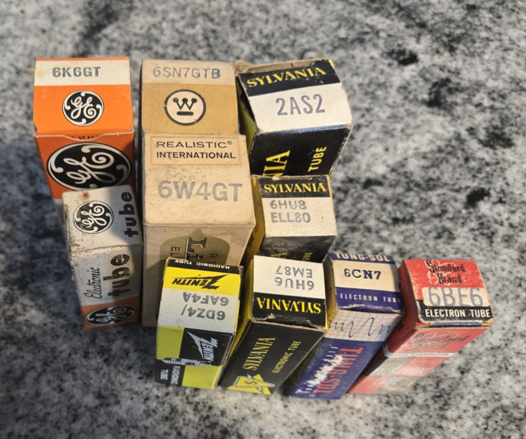 Huge Lot of Vintage GE & RCA & Misc Tubes
