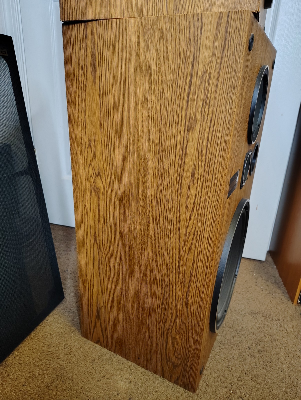 Pair of Vintage Pioneer CS-G303 3-Way Speaker System 120W 35-20 KHz 6ohm READ