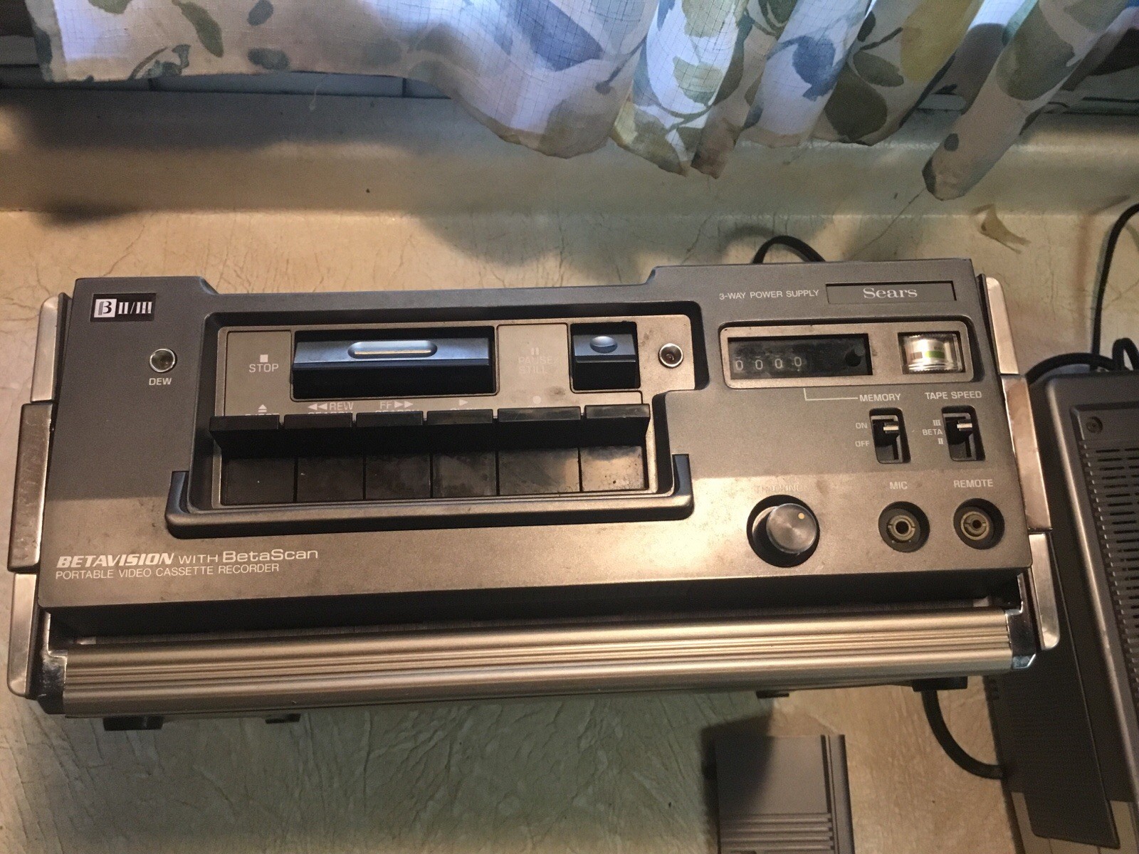 Sears Betavision VCR & Case & Video Tuner Clock VHF/UHF POWER UP RARE 1980 Lot