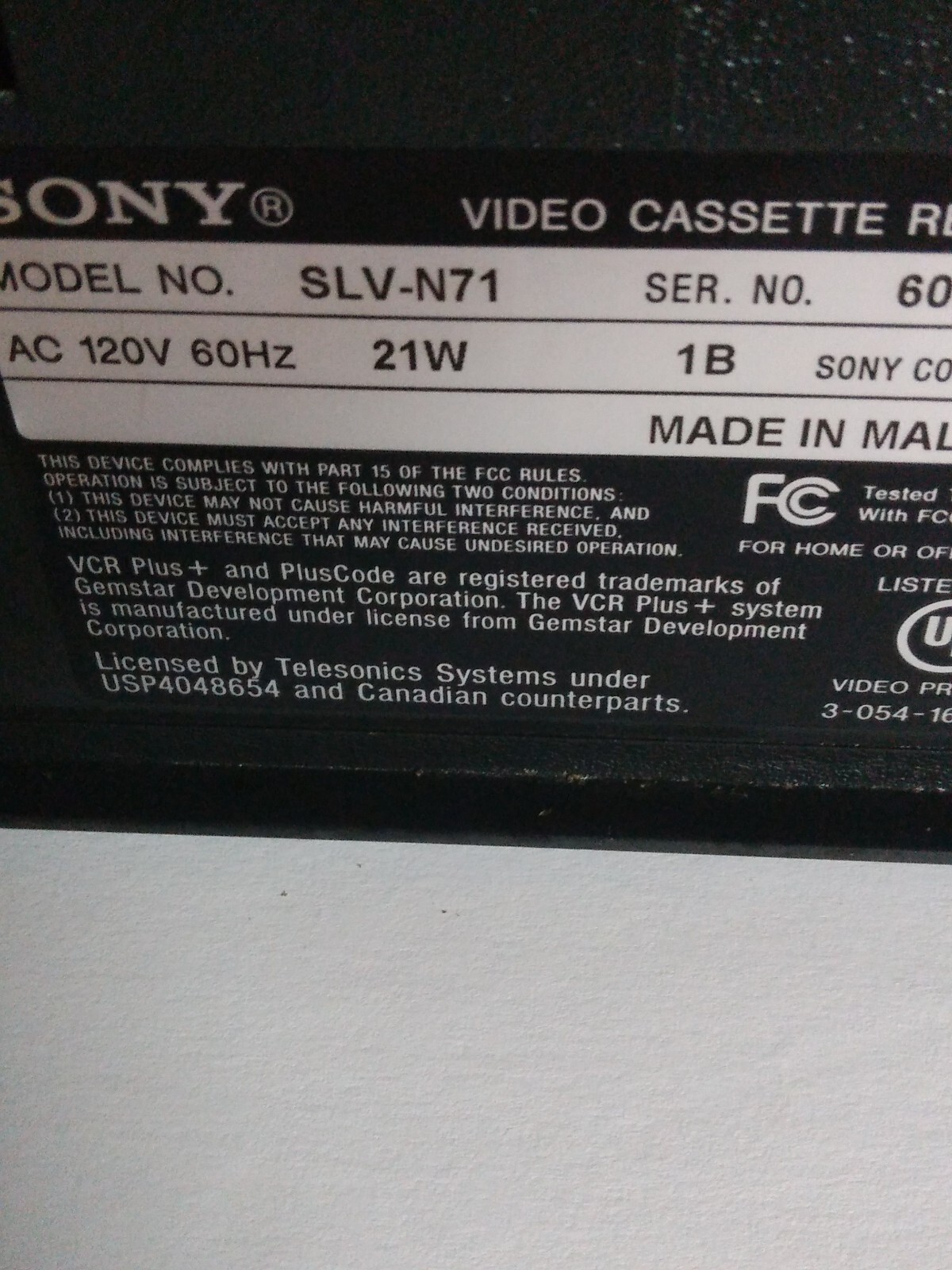 SONY SLV-N71 VHS VCR Player