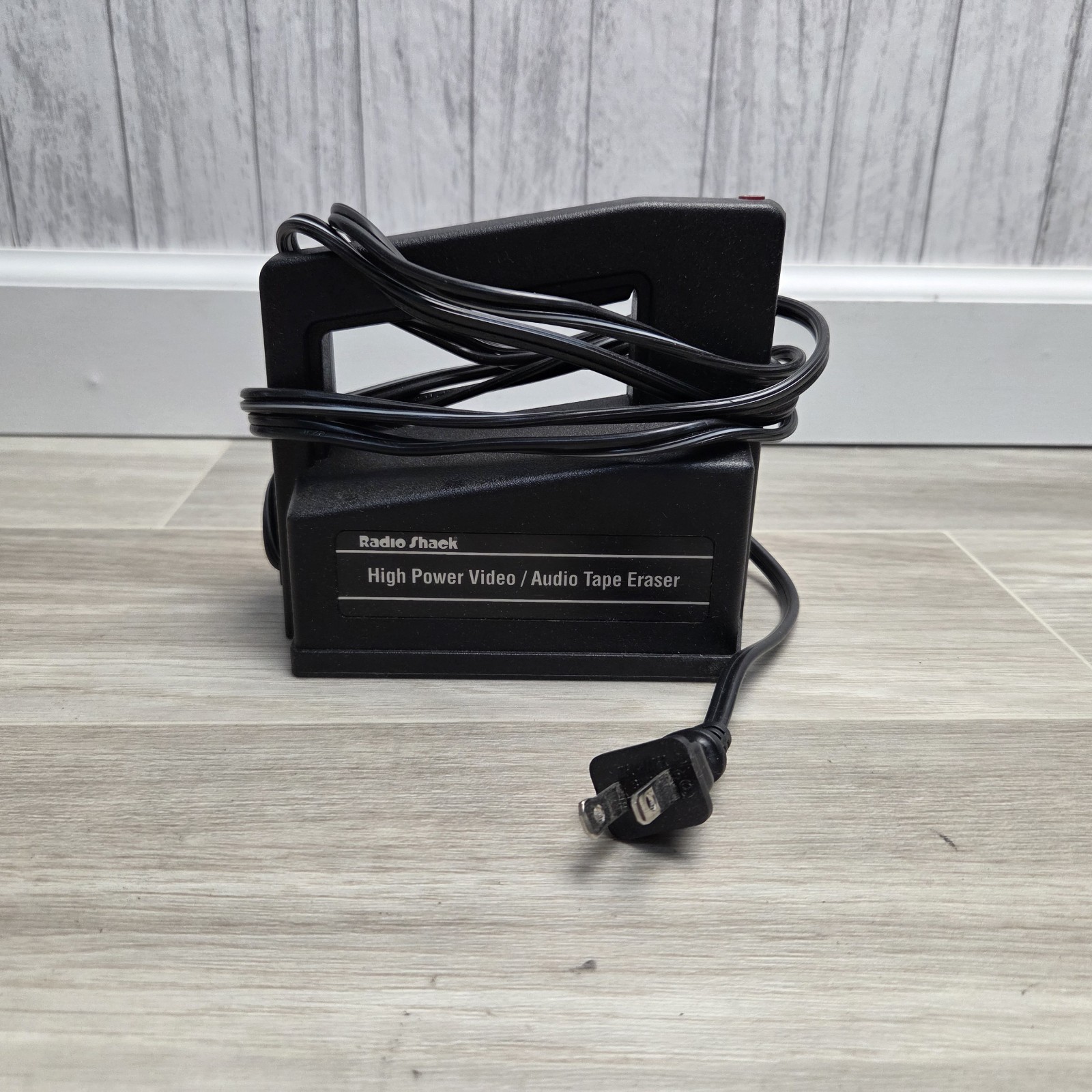 Realistic 44-233A High Power Video Audio Tape Eraser Radio Shack 120V