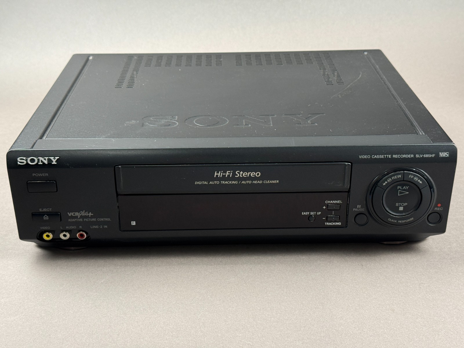 Sony SLV-685HF VHS Hi-Fi Stereo 4-Head VCR Video Cassette Recorder NO REMOTE