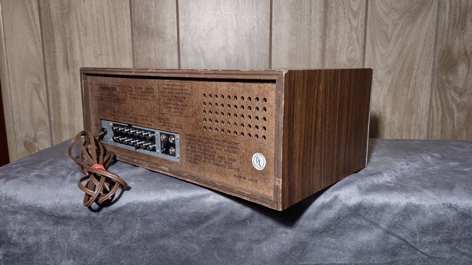 Vintage Soundesign 5127 AM/FM Stereo Receiver – Tested & Working – Japan 1970’s
