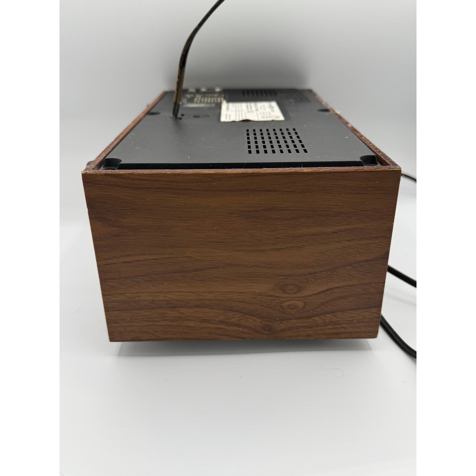 Vintage General Electric GE AM FM Radio Walnut Grain Wood Model 7-4145A MCM