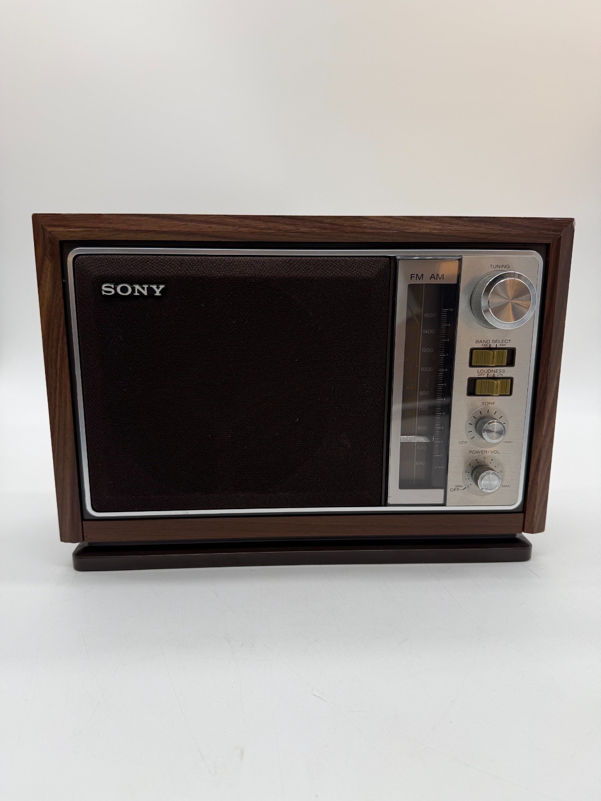Vintage Sony ICF-9740W FM AM Tabletop Radio Wood Grain Cabinet Tested Working