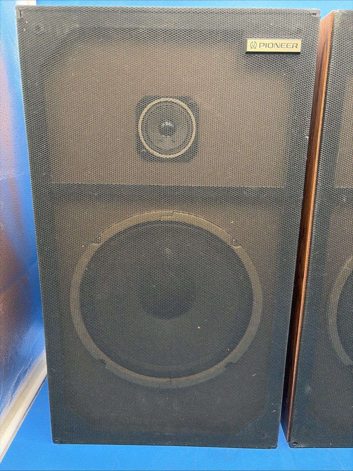 Vintage Pioneer CS-G103 50-Watt 6Ω 2-Way Stereo Floor Speakers (2) WORKING