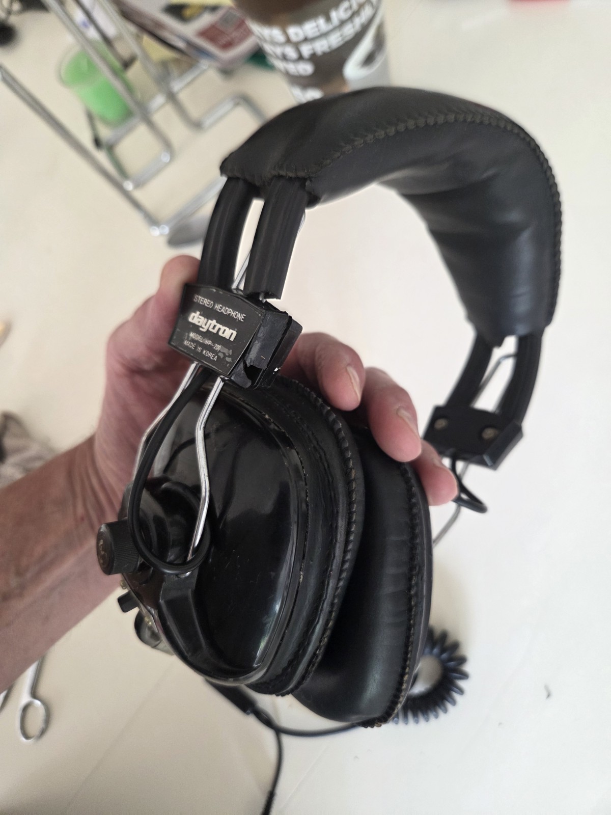 Vintage 1970’s Daytron HP-200 stereo headphones w/ 2 Different Jacks
