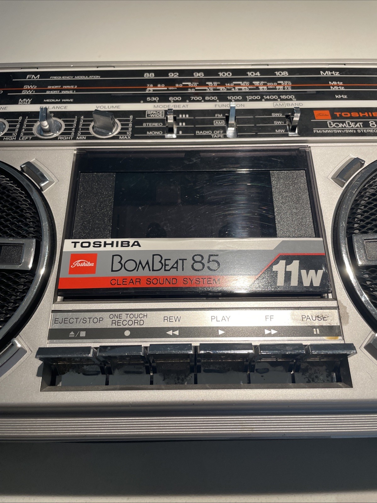 Toshiba BomBeat 85 RT-85S Vintage Boombox Japan Radio Works READ