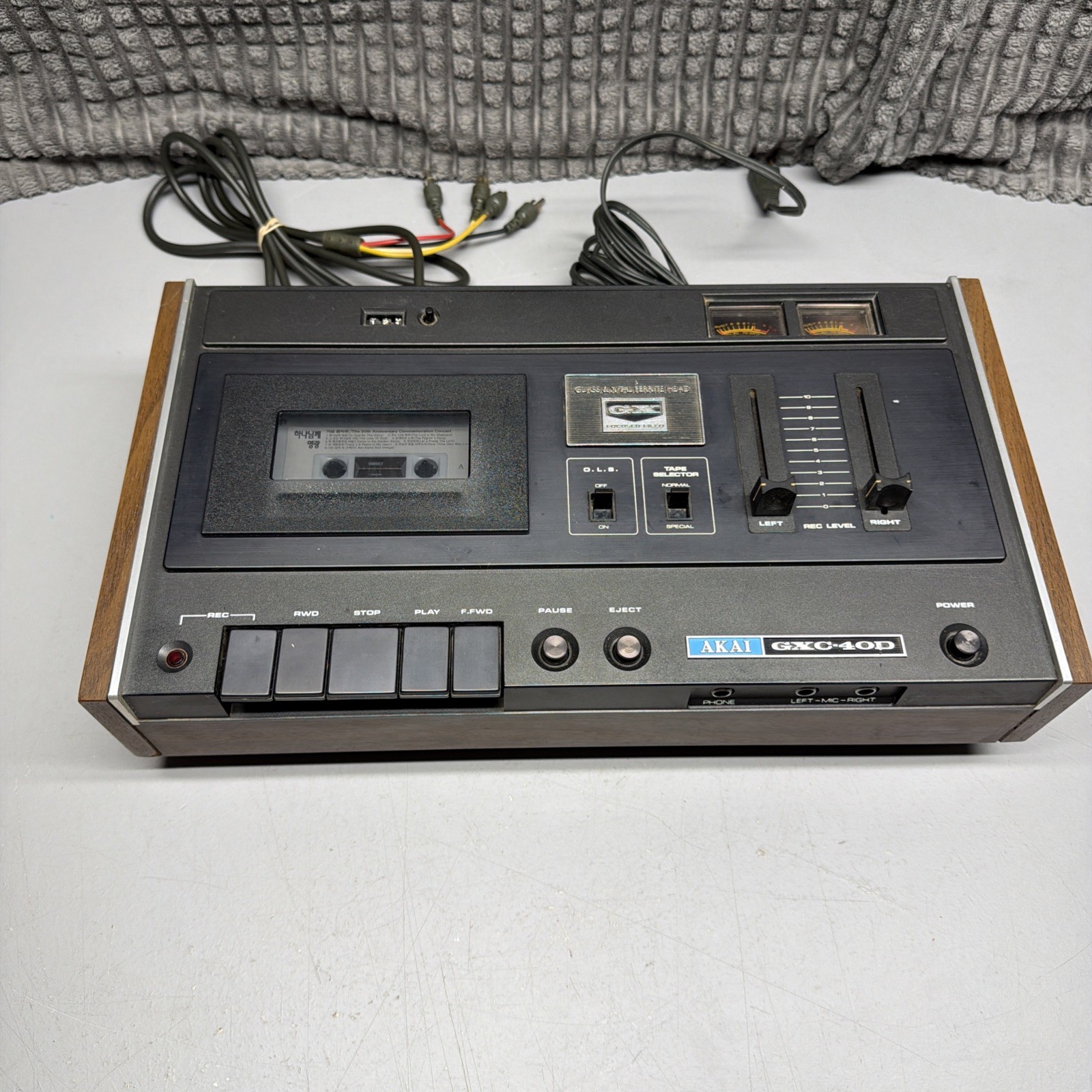 Vintage Akai GXC 40D Stereo Cassette Tape Deck Mult-Voltage TESTED Good Conditio