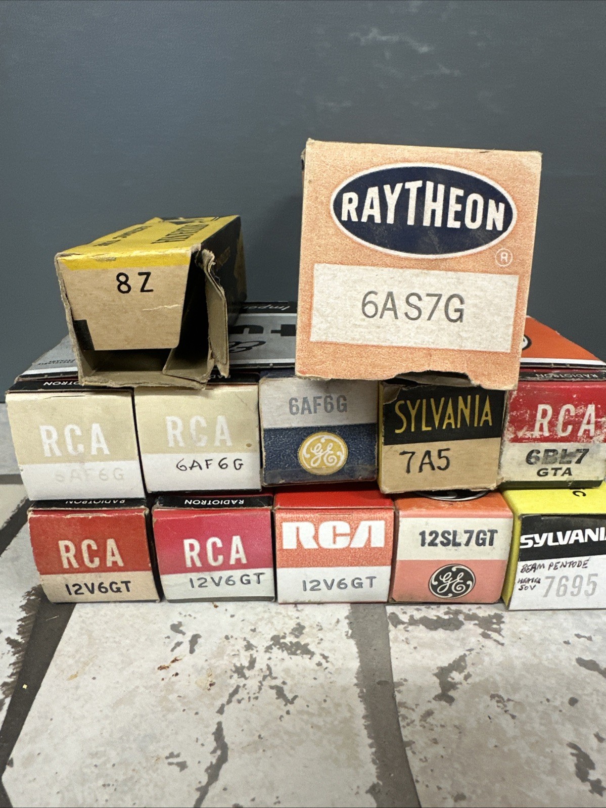 Lot of 12 NOS Vintage Vacuum Tubes 6AS7G Raytheon 6AF6G RCA Magic Eye 12V6GT GE