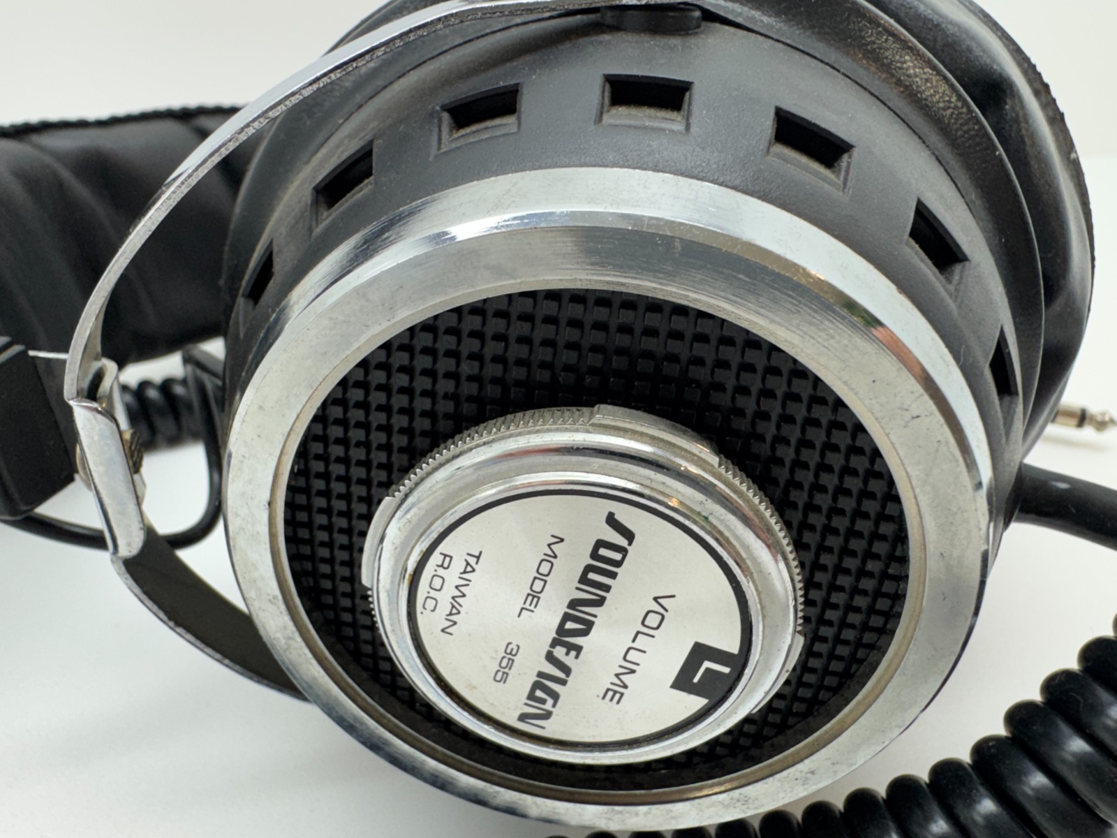 Vintage Soundesign Model 355 Stereo Headphones Dual Volume Controls 1/4″ Jack