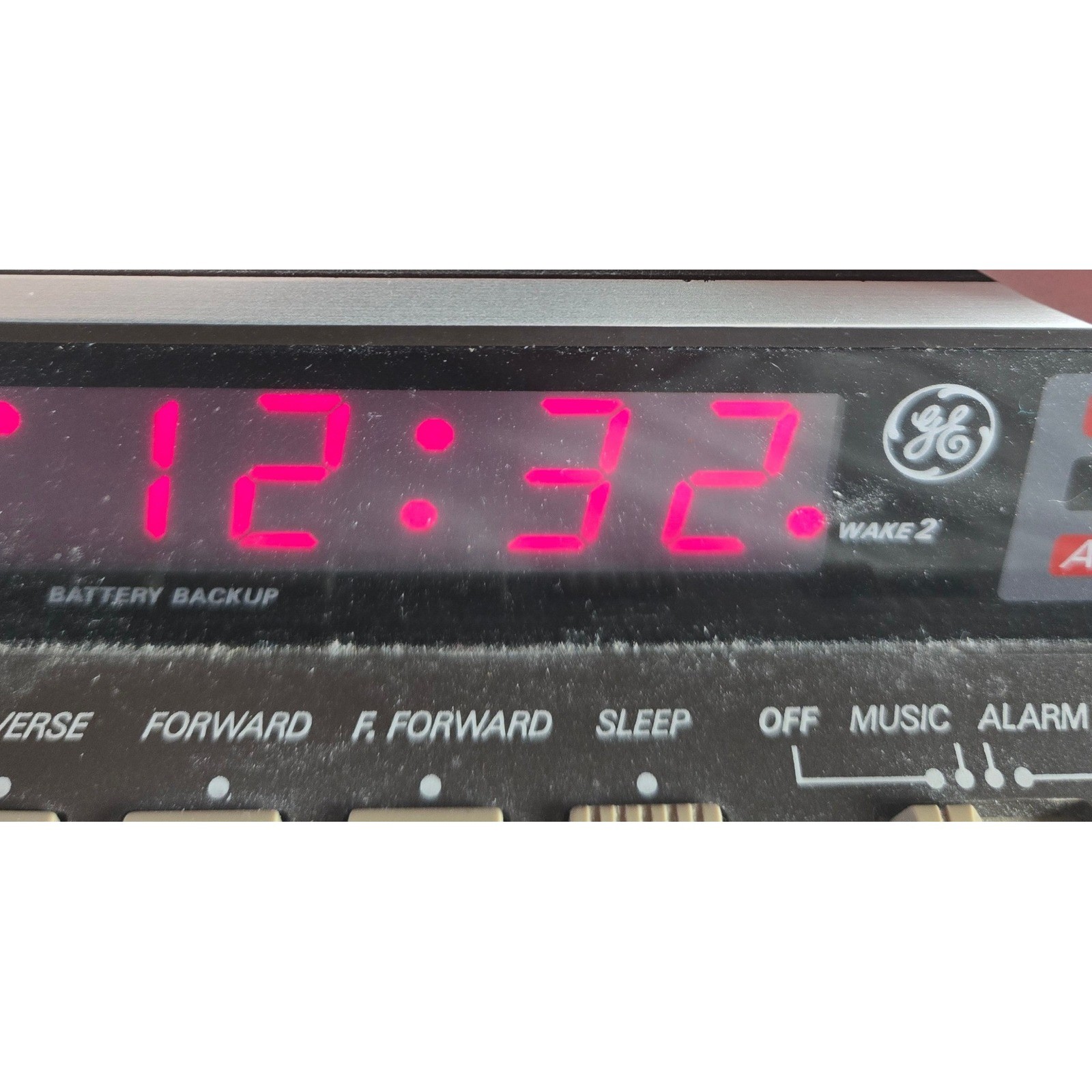 GE Clock Radio Vintage Brown Excellent Wood Grain Dual Alarm 7-4612A TESTED