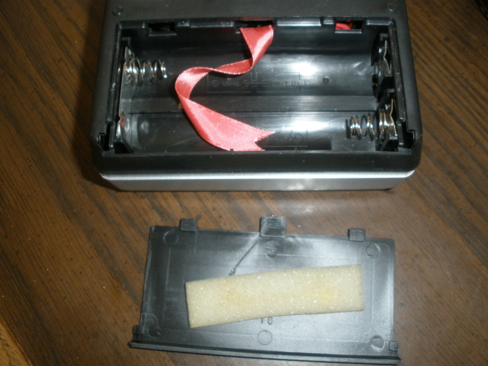 VERIT PORTABLE CASSETTE RECORDER MODEL #773 TESTED WORKS W/ CORD INSTRUCTIONS