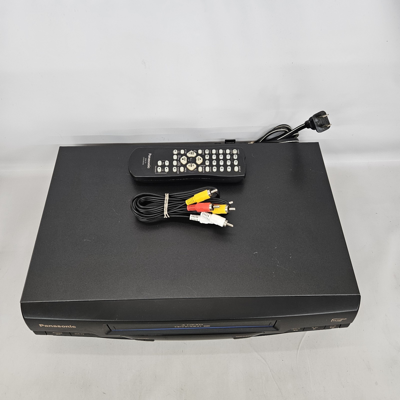 Panasonic Omnivision Blue Line VHS/ VCR Plus Player PV-V4020 w/ Remote Tested