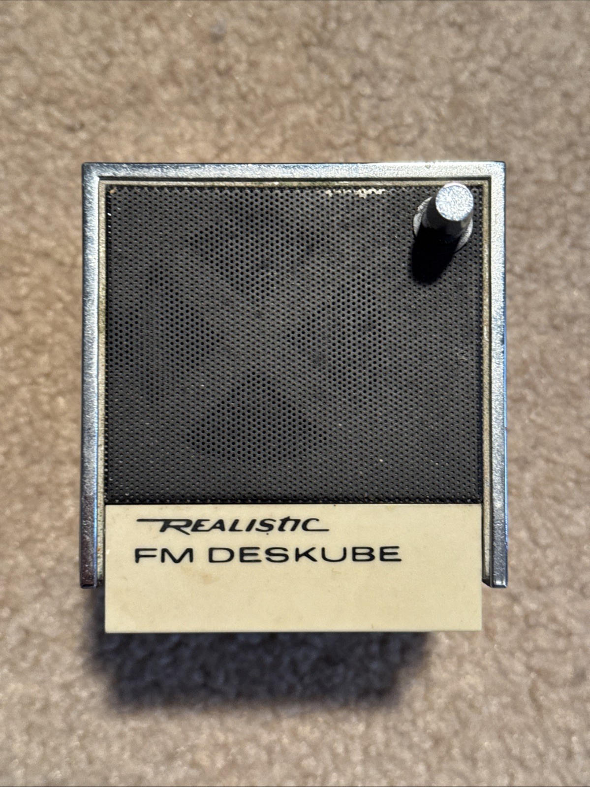Realistic FM Deskube 12-182 Vintage Radio WORKS! Desk Cube