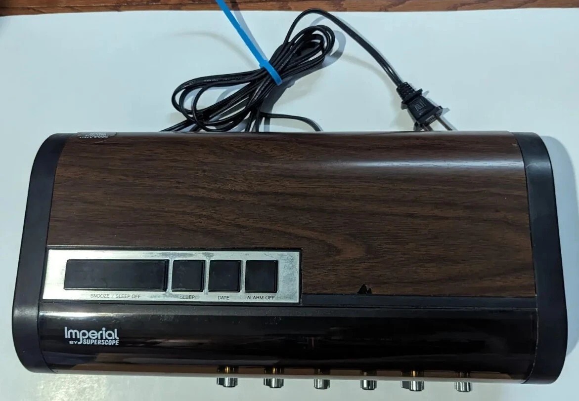 Vintage Imperial By Superscope AM / FM Clock Radio CR-104, Pre-Owned, TESTED