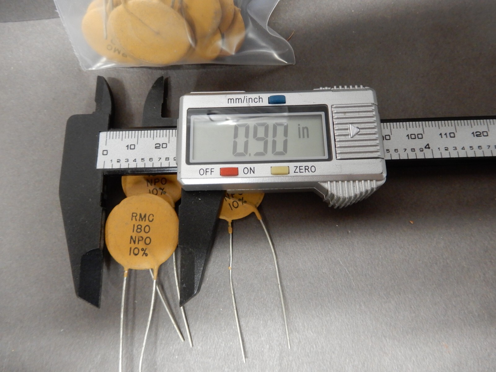 RMC 180pf Ceramic Disc Capacitor 0.9″ Diameter Qty 20 NOS Unknown Voltage