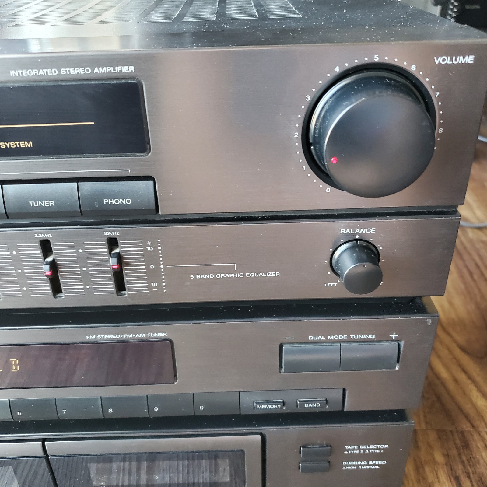 Sony HST-231 Stereo Tuner Cassette Combo Deck – Tested – Good Condition (READ)