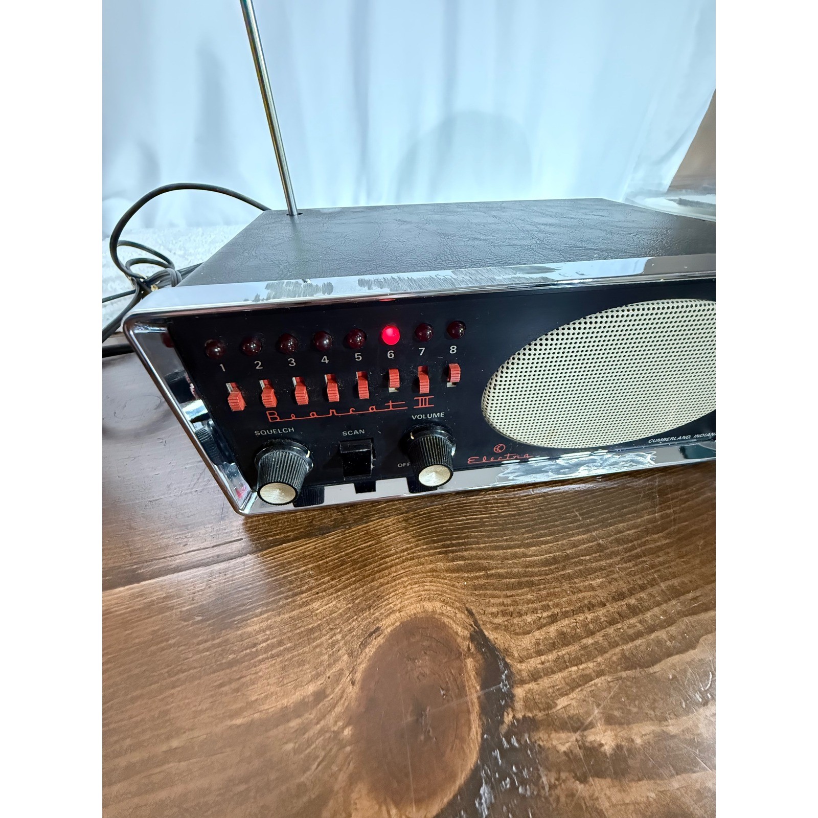 Vintage Electra Bearcat III BC III L/H 8 Channel Scanning Radio Receiver Chrome