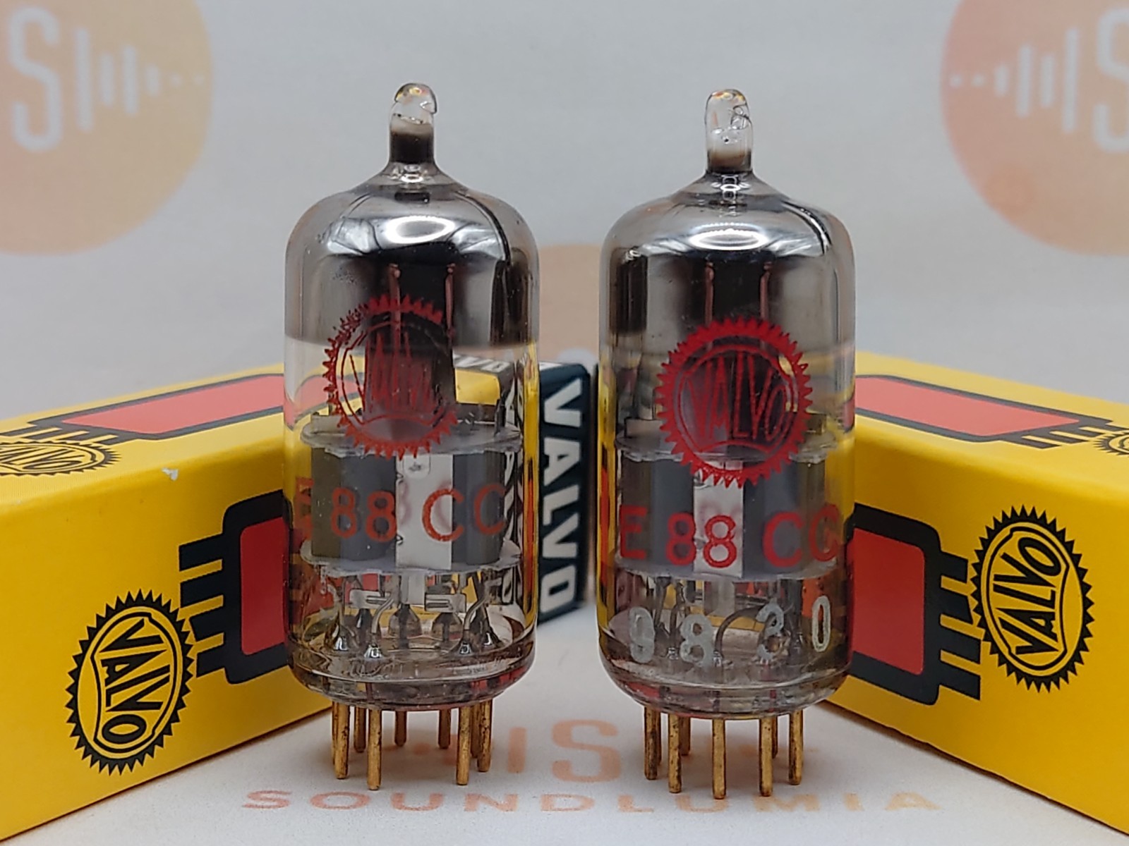 2x Valvo E88CC 6922 Red Label O-getter – Hamburg 1966 – Near NOS