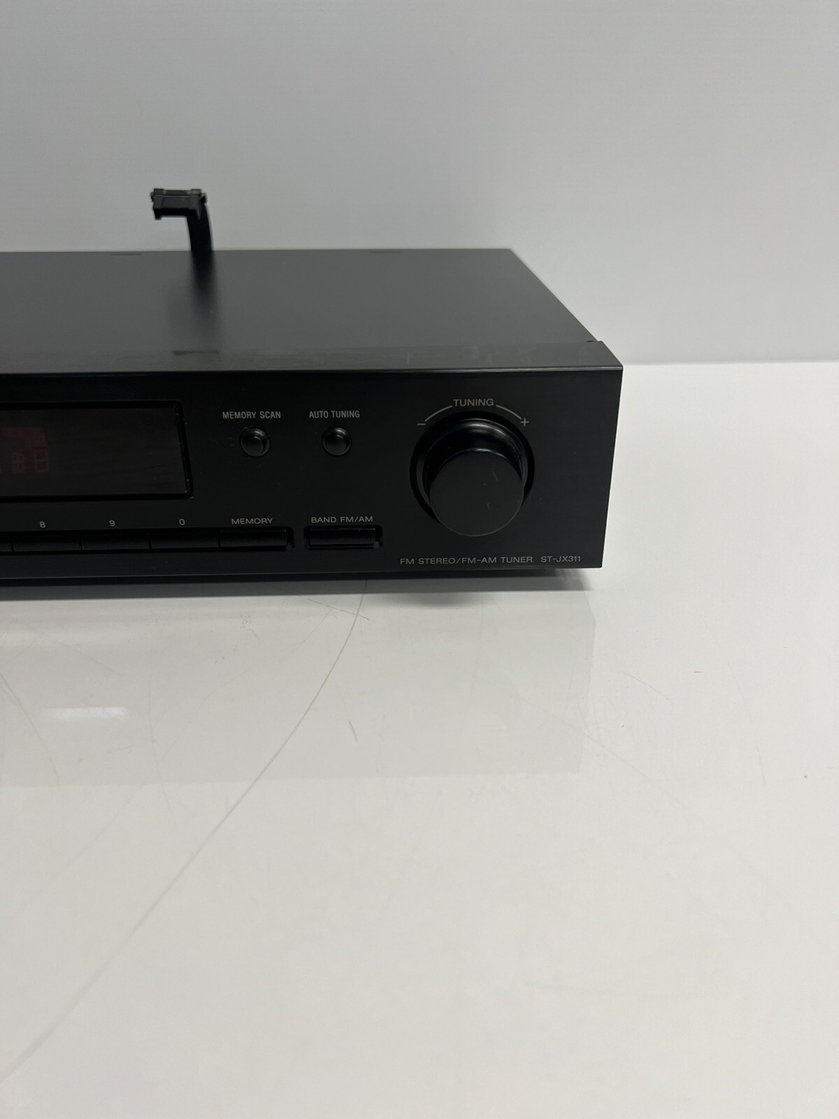 Sony ST-JX311 Quartz Lock 30-Preset FM Stereo/AM-FM Tuner