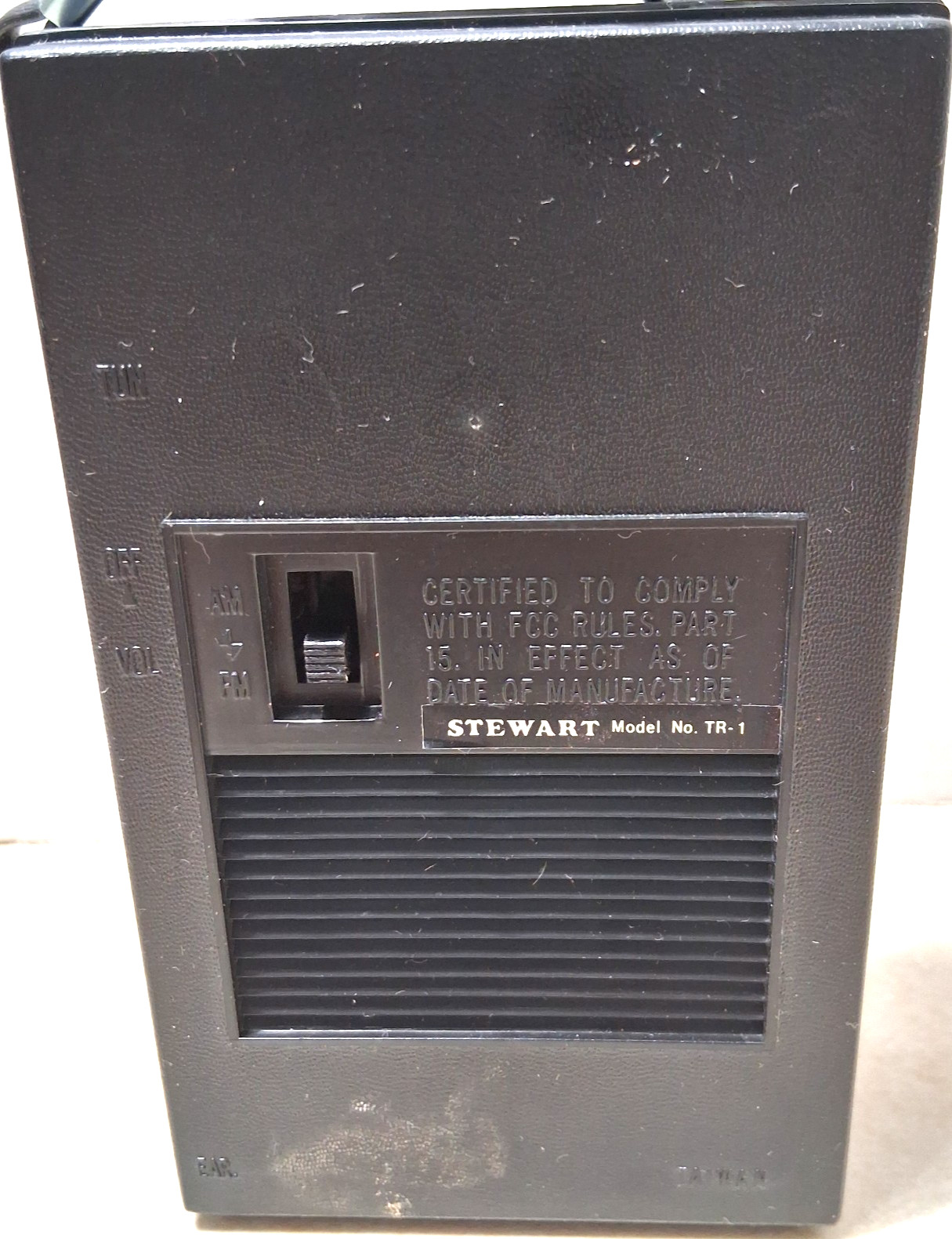 AM FM Portable Radio – Vintage Stewart – TR-1 – Tested – Complete in Retail Box