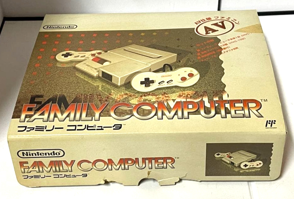 Nintendo AV Famicom Console HVC-101 w/ Box Working No AV Cable, AC Adapter Japan